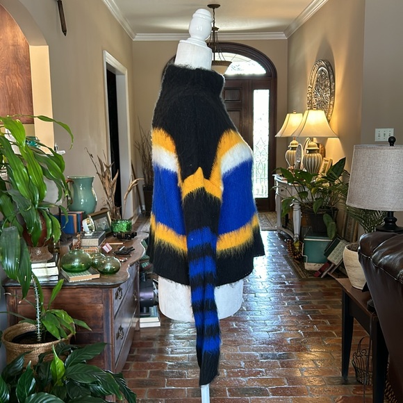 Abound NWT Colorblock Fuzzy Funnel neck Sweater szM - Picture 5 of 12